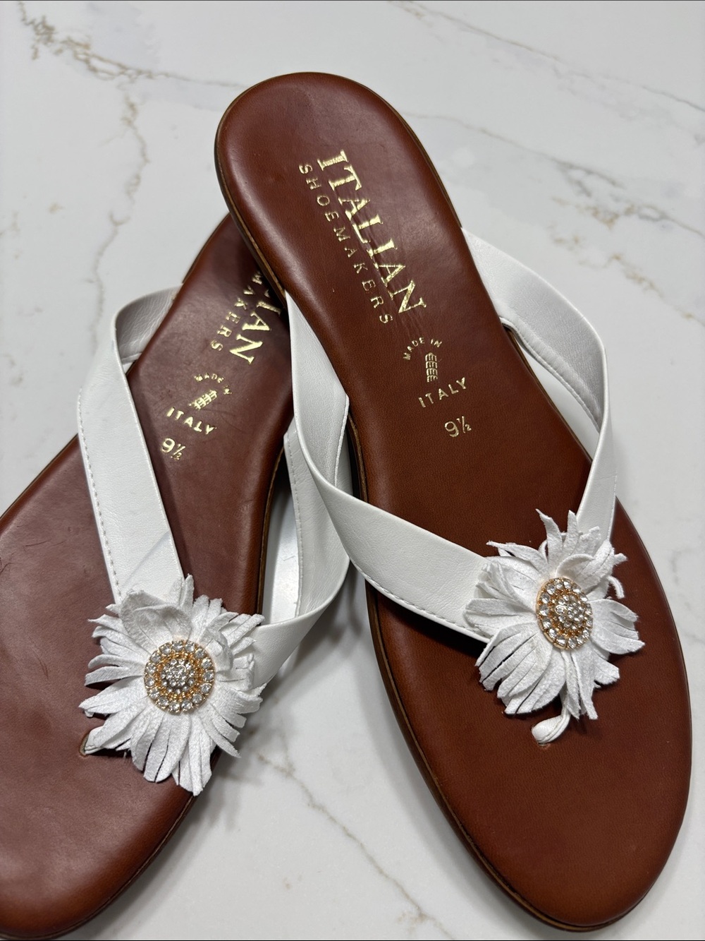 Italian Shoemakers White Floral Leather Sandals
